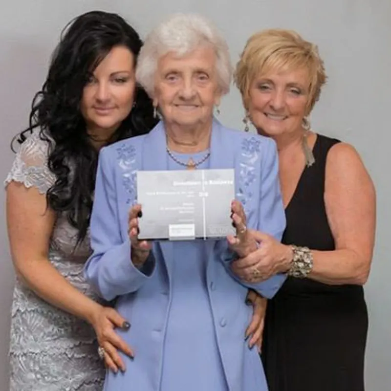 Nic with Mum and Nan
